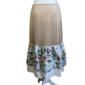 Under Moments Midi Length Skirt Slip Layered Novelty Print Eyelet Hem Boho Retro